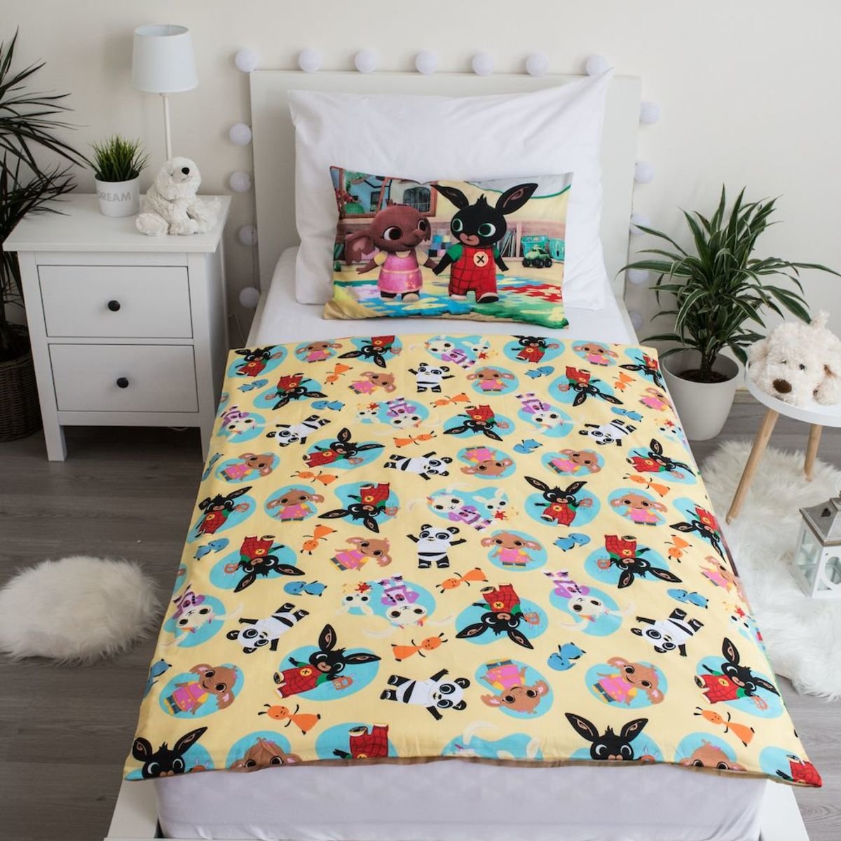 Bing cot hotsell bed bedding