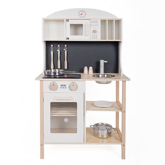 Cookie - Wooden kitchen