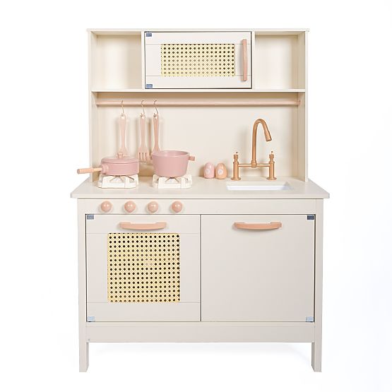 Rosie wooden kitchen with accessories